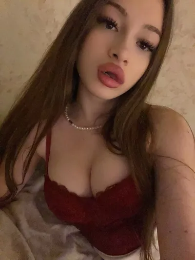 Милана, 24 года